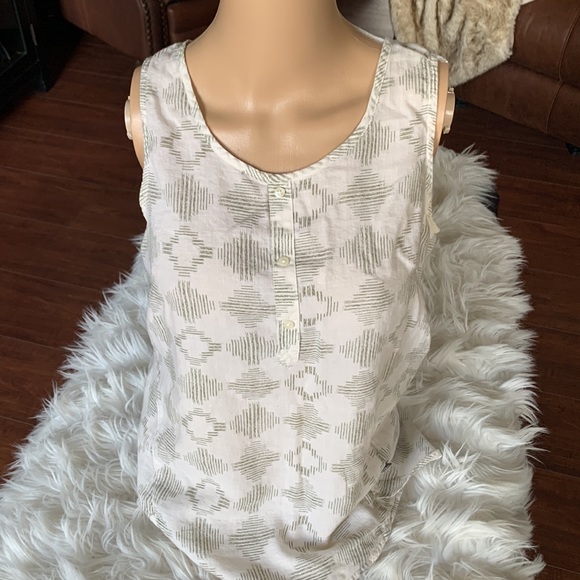 The North Face sleeveless blouse tank size small - Picture 1 of 10